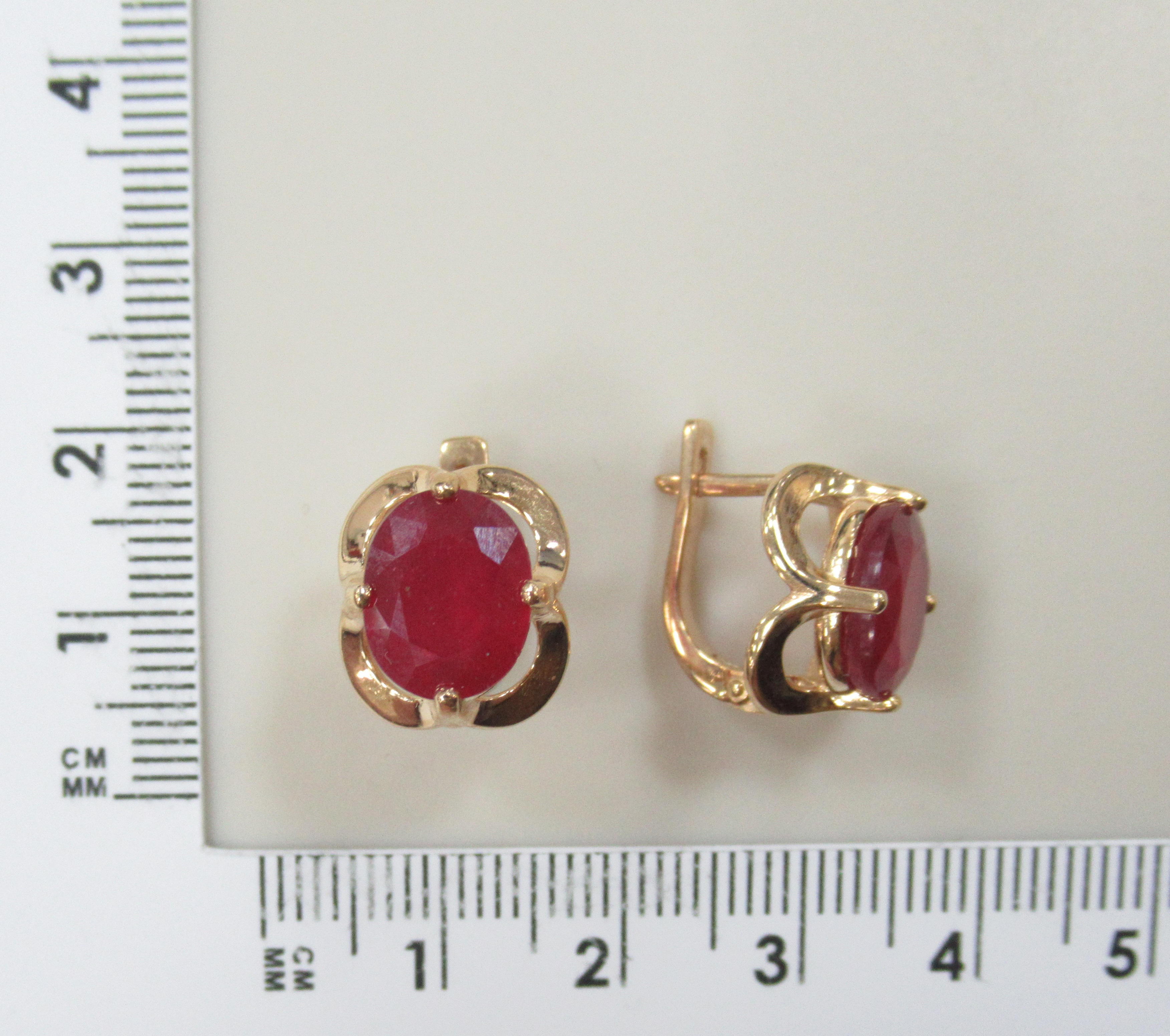 Серебряные серьги с рубинами